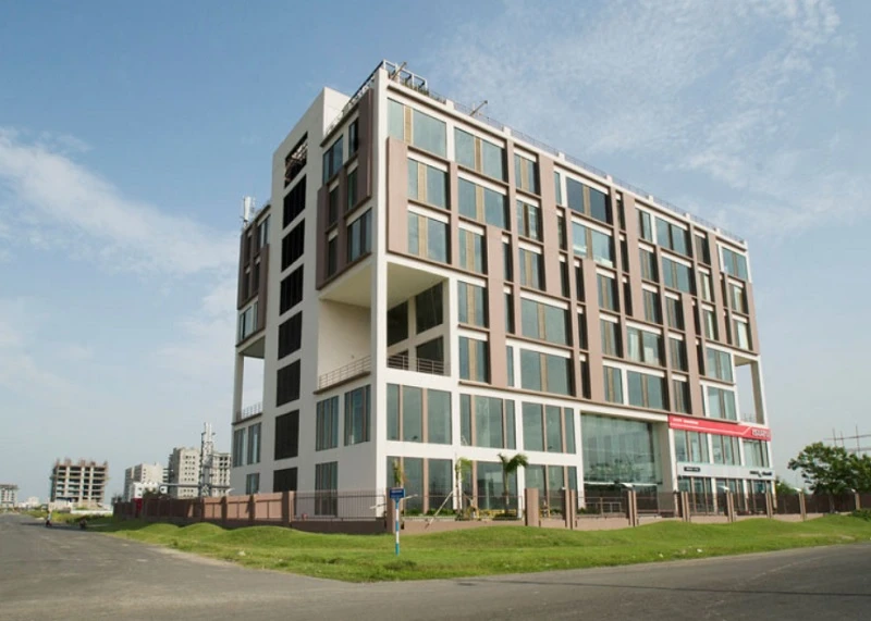 Shop/Showroom  for Sale  in Ambuja Ecosuite, New Town  , Kolkata