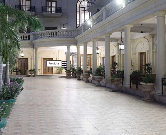 Apartment  for Sale  in DLF Floors Phase 2, Sector 25, Gurgaon