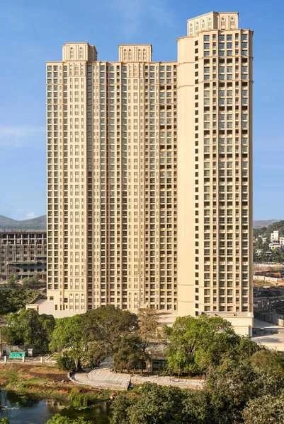 1 BHK Apartment for Sale in Hiranandani Solitaire C, Mulund West   , Mumbai