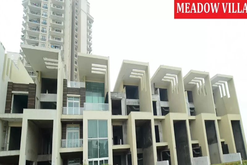 Independent House/Villa for Sale in Mahagun Meadow, Sector 150, Noida