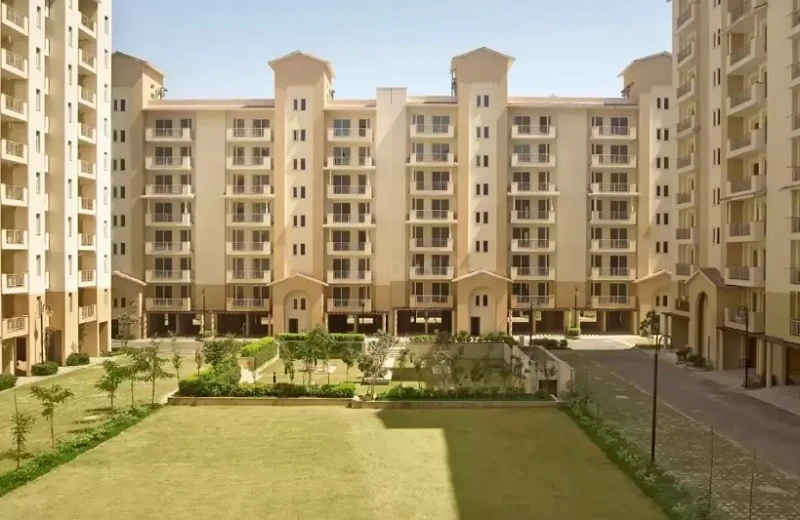 Apartment for Sale in Emaar Palm Select, Gurgaon Sector 77, Gurgaon