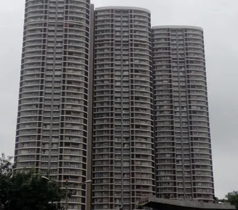 6 BHK Apartment for Sale in Kanakia Samarpan, Kandivali East   , Mumbai