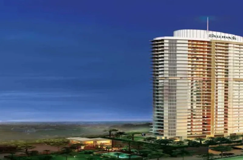 3.5 BHK Apartment for Sale in Sunteck Signia High, Kandivali East   , Mumbai