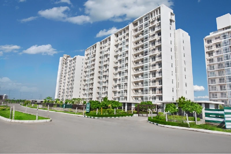 Apartment for Sale in Jaypee The Pavilion Court, Sector 128, Noida