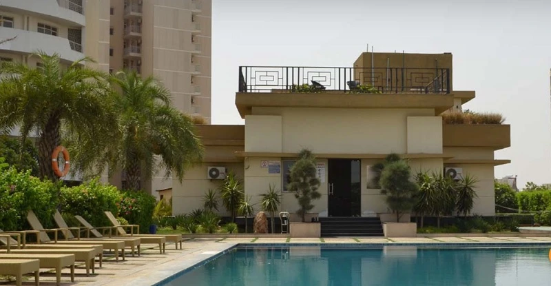 2 BHK Apartment for Sale in Raheja Vedaanta, Sector 108, Gurgaon