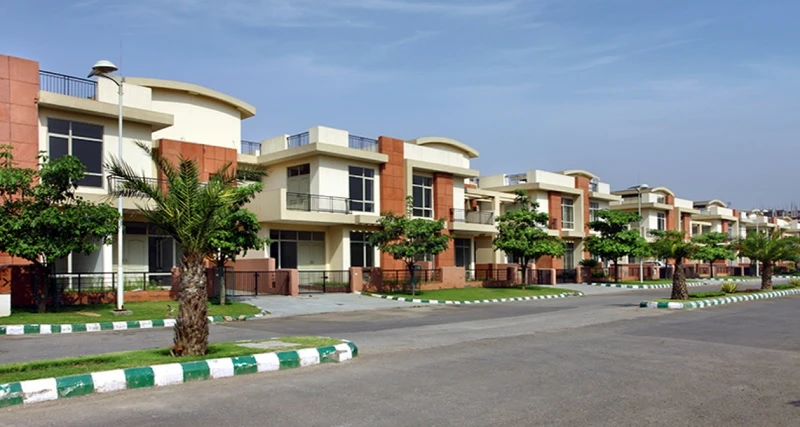 4 BHK Independent House/Villa  for Sale  in Eldeco County Villas, Hansari Cantt Road, Jhansi