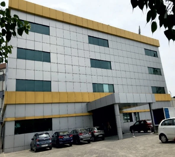 Shop/Showroom for Rent in Maduravoyal, Chennai