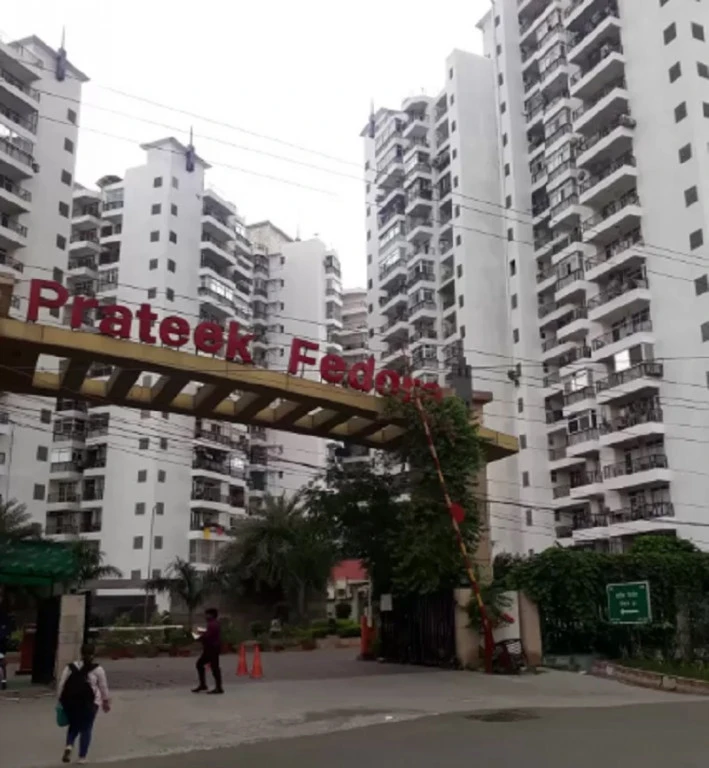 Apartment for Sale in Prateek Fedora, Sector 61, Noida
