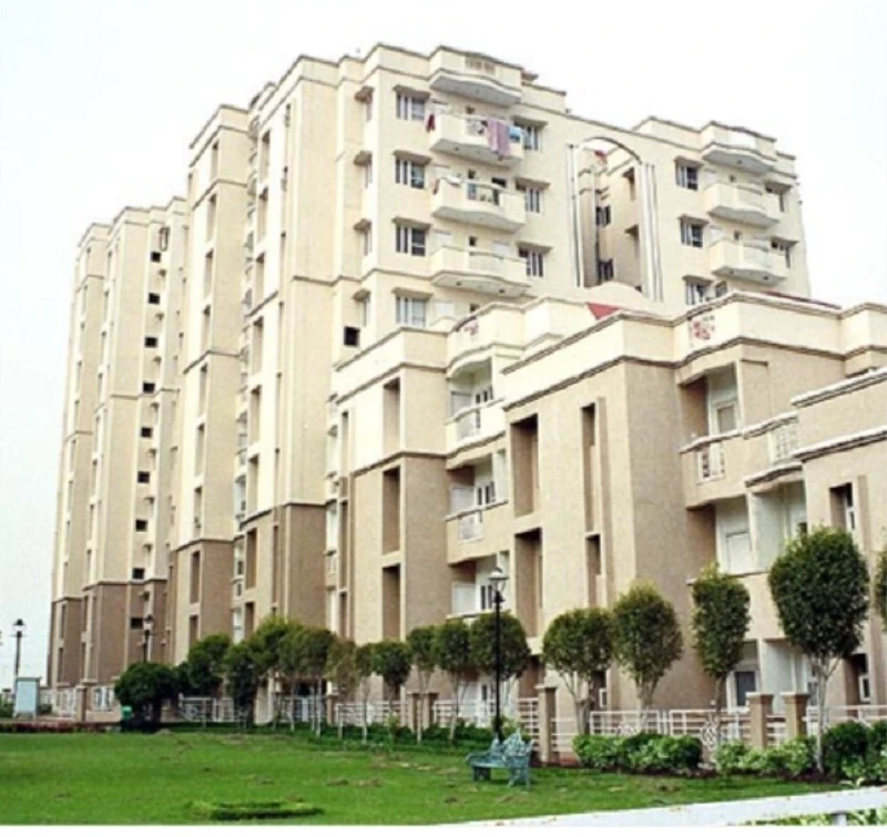 Apartment for Sale in Eldeco Golf View Apartments, GN Sector Omega 1, Greater Noida