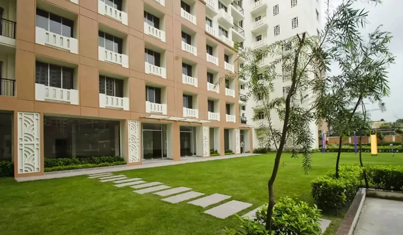 3 BHK Apartment for Sale in Ideal Niketan, Tangra, Kolkata