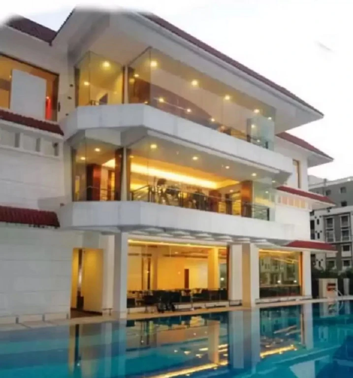 Apartment for Sale in Alcove Block 32, Jessore Road  , Kolkata