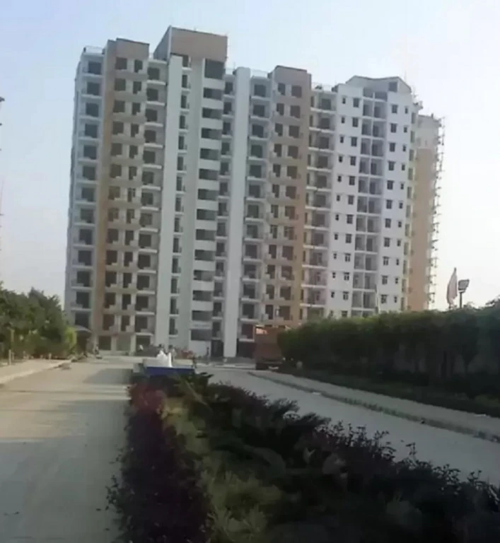Apartment for Sale in Panchsheel Primrose, Ghaziabad Shastri Nagar, Ghaziabad