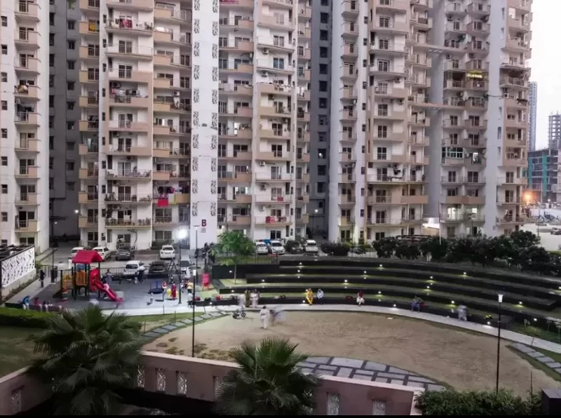 Apartment for Sale in Antriksh Golf view-II, Noida Sector 78, Noida
