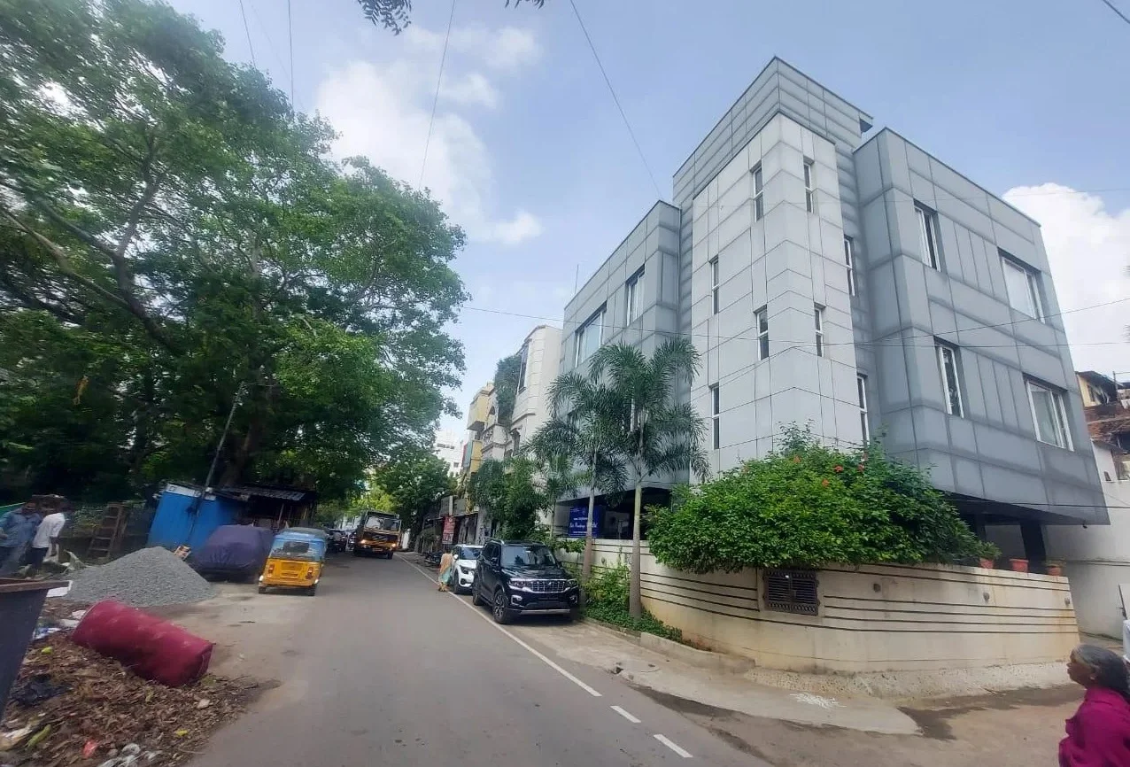 Office Space for Sale in Anna Nagar East, Chennai