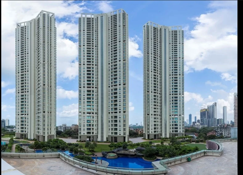 Apartment for Sale in K Raheja Modern Vivarea , Mahalakshmi   , Mumbai