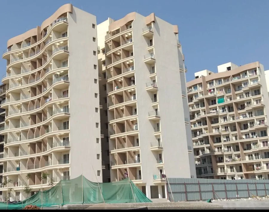 Apartment for Sale in Sai Proviso Leisure Town, Hadapsar, Pune