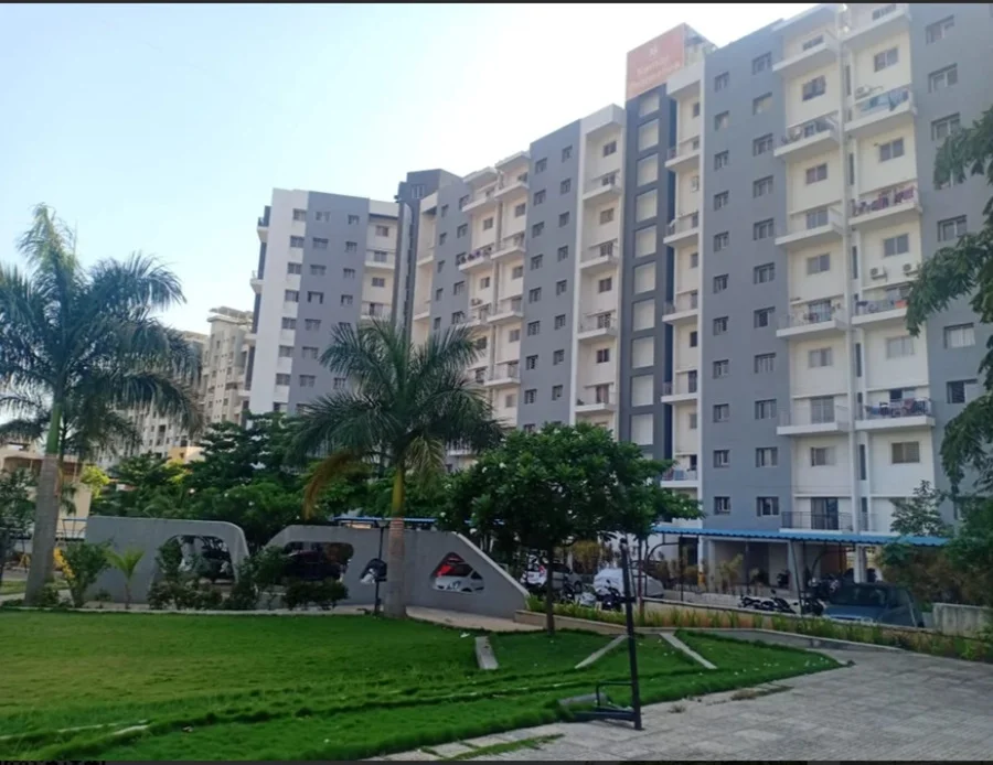 Apartment for Sale in Kumar Palmcrest, Pisoli  , Pune