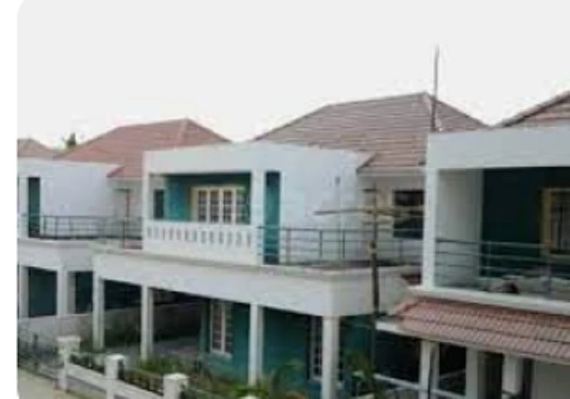 Independent House/Villa for Sale in Kent Hyde Park, Tripunithura, Kochi