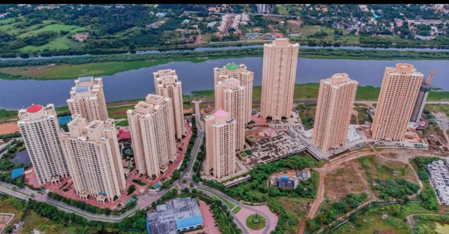 Apartment for Sale in Hiranandani Octavius Building No 50, Navalur, Chennai